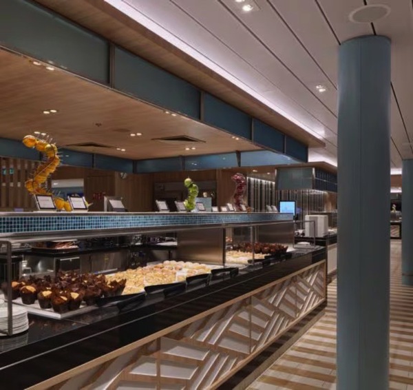 P&O Cruises, Iona, Horizon Buffet.jpg